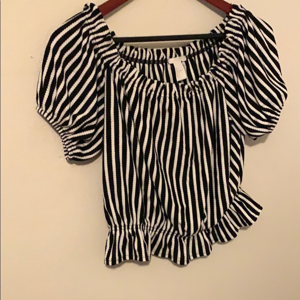 Ruffle crop top